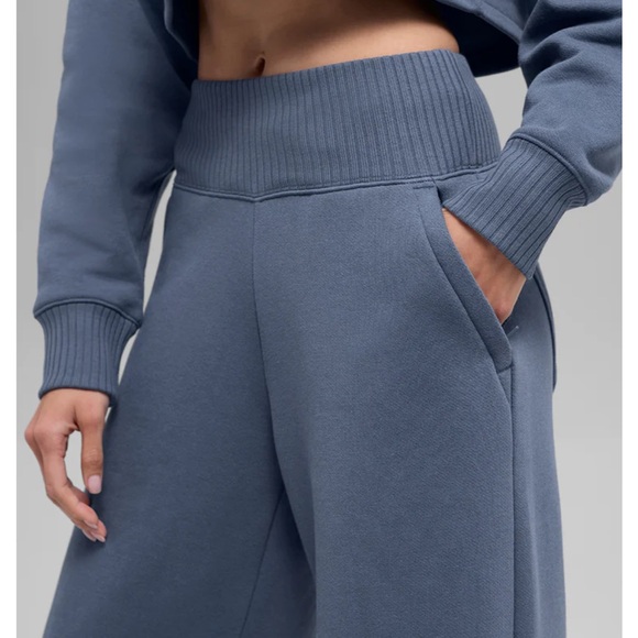 ALO Yoga Slate Wide-Leg Pants - Picture 6 of 8